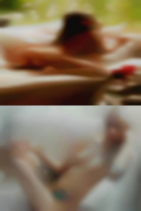 Shaved naked sexy girls woman.